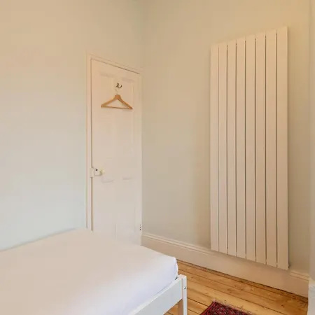 Host & - Heather House Ferienhaus *