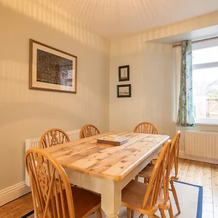 Host & - Heather House Ferienhaus *