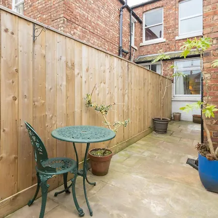 Host & - Heather House Ferienhaus *